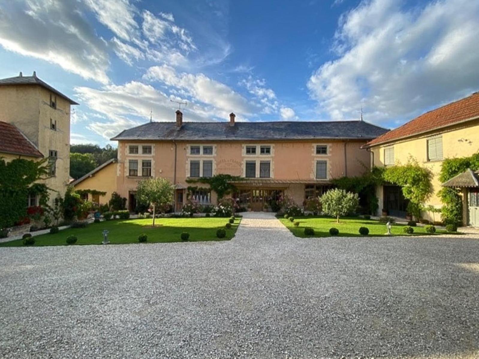 Domaine Hotel De France Cunfin ภายนอก รูปภาพ